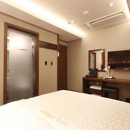 Hotel Momo Пусан Екстериор снимка